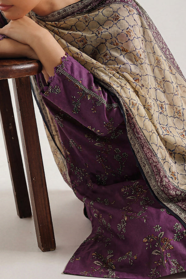 Unstitched Printed Lawn 3 Piece - SY36AR1 4 Unstitched Printed Lawn 3 Piece