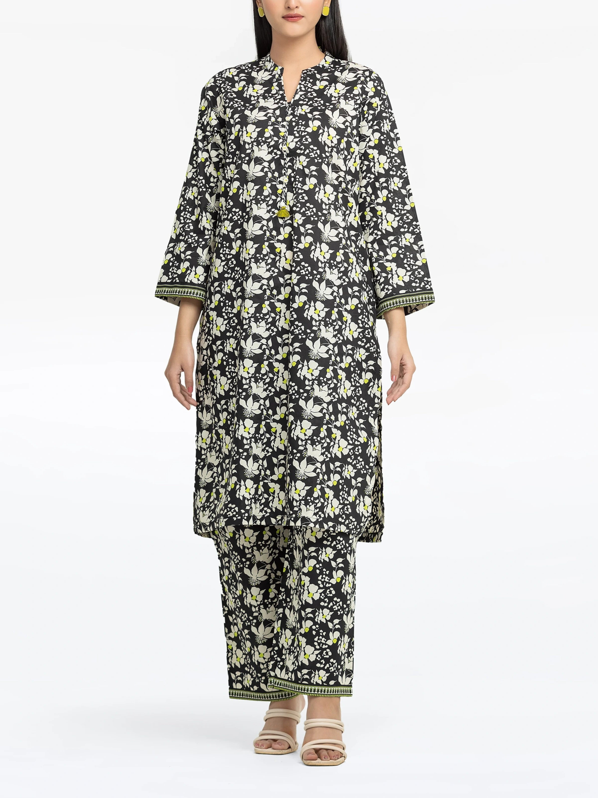 Floral Printed 2-Piece Co-Ord Set with Straight Kurta 2 Floral Printed 2-Piece