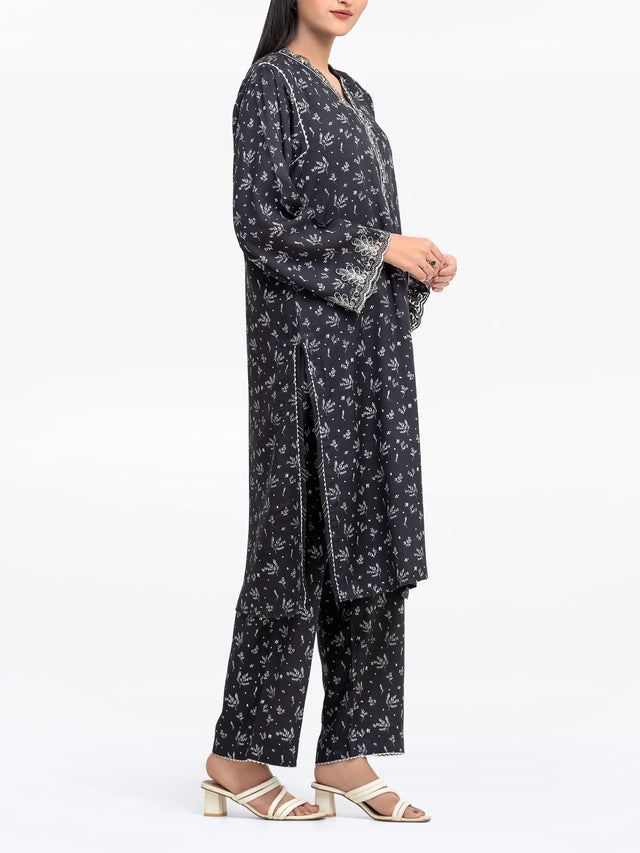Pret Embroidered Raw Silk Co-Ord Set – 2Pc Shirt & Trouser (Black) 4 Pret Embroidered Raw Silk