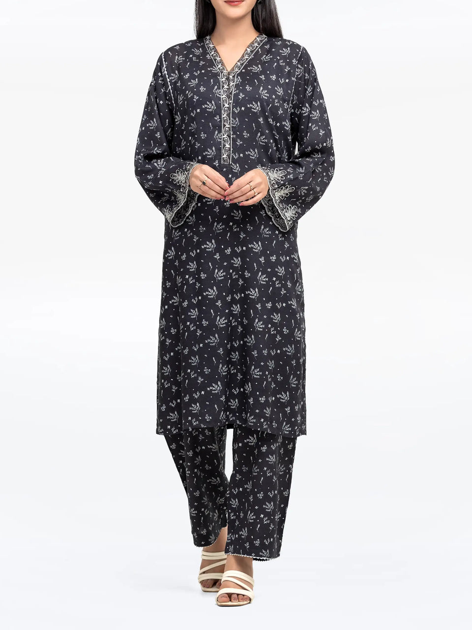 Pret Embroidered Raw Silk Co-Ord Set – 2Pc Shirt & Trouser (Black) 2 Pret Embroidered Raw Silk