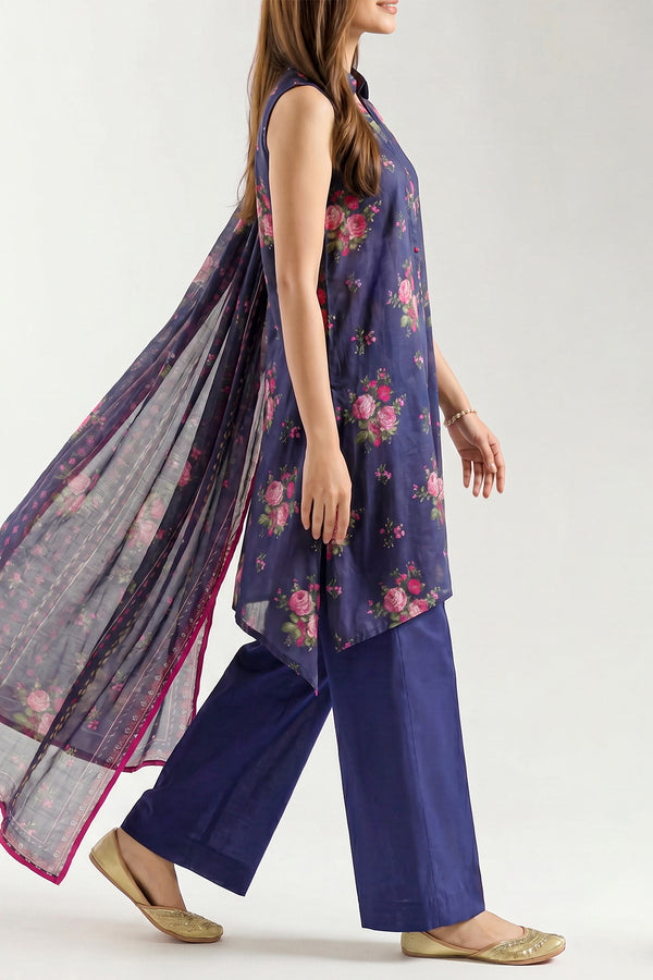 Midnight Rose Printed Lawn Suit – 3 Piece D012 3 Midnight Rose Printed Lawn Suit – 3 Piece
